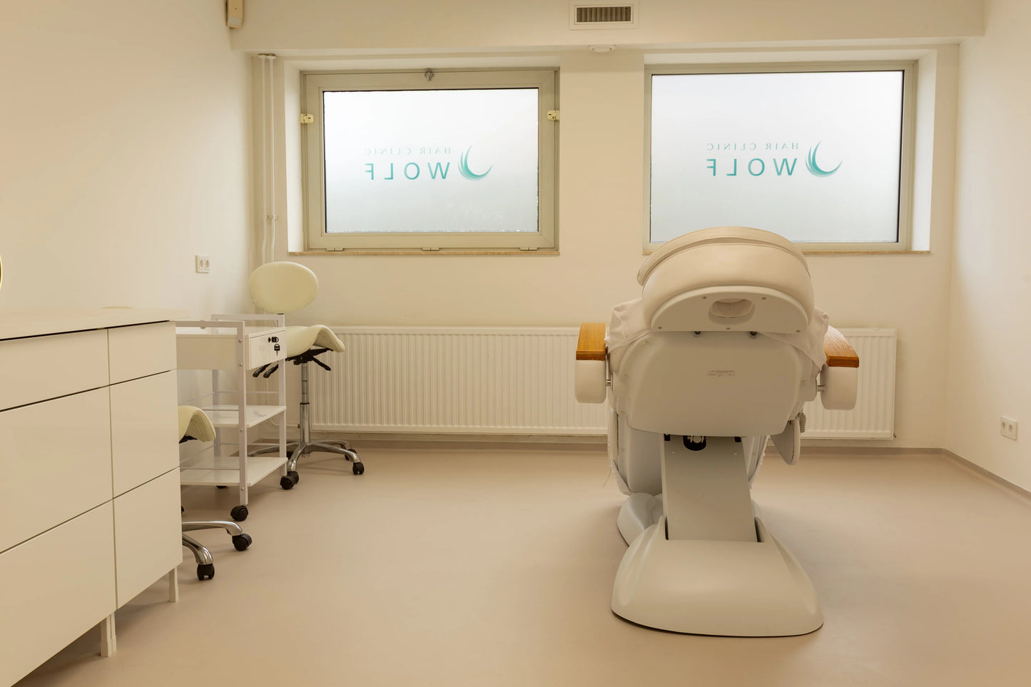 Complete Renovatie van Hair Clinic Wolf: Luxe, Comfort en Functionaliteit